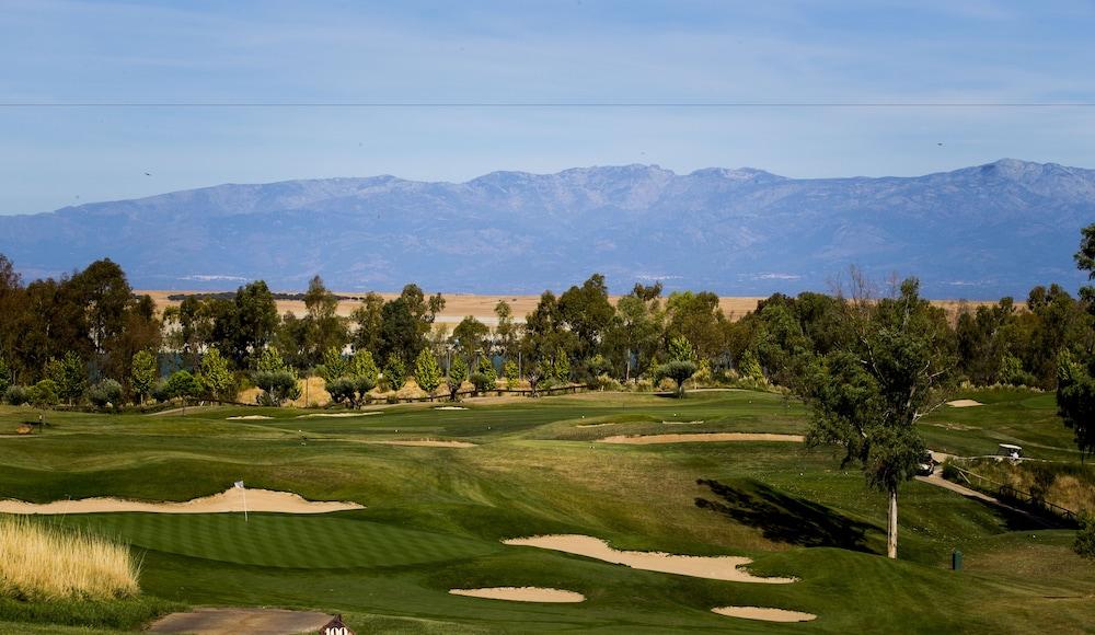 Vincci Valdecanas Golf Ел Гордо Екстериор снимка