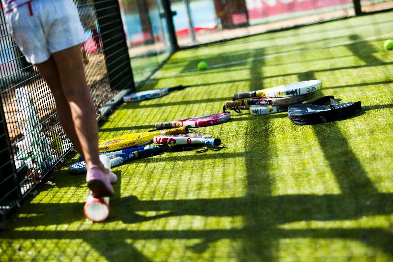 Vincci Valdecanas Golf Ел Гордо Екстериор снимка