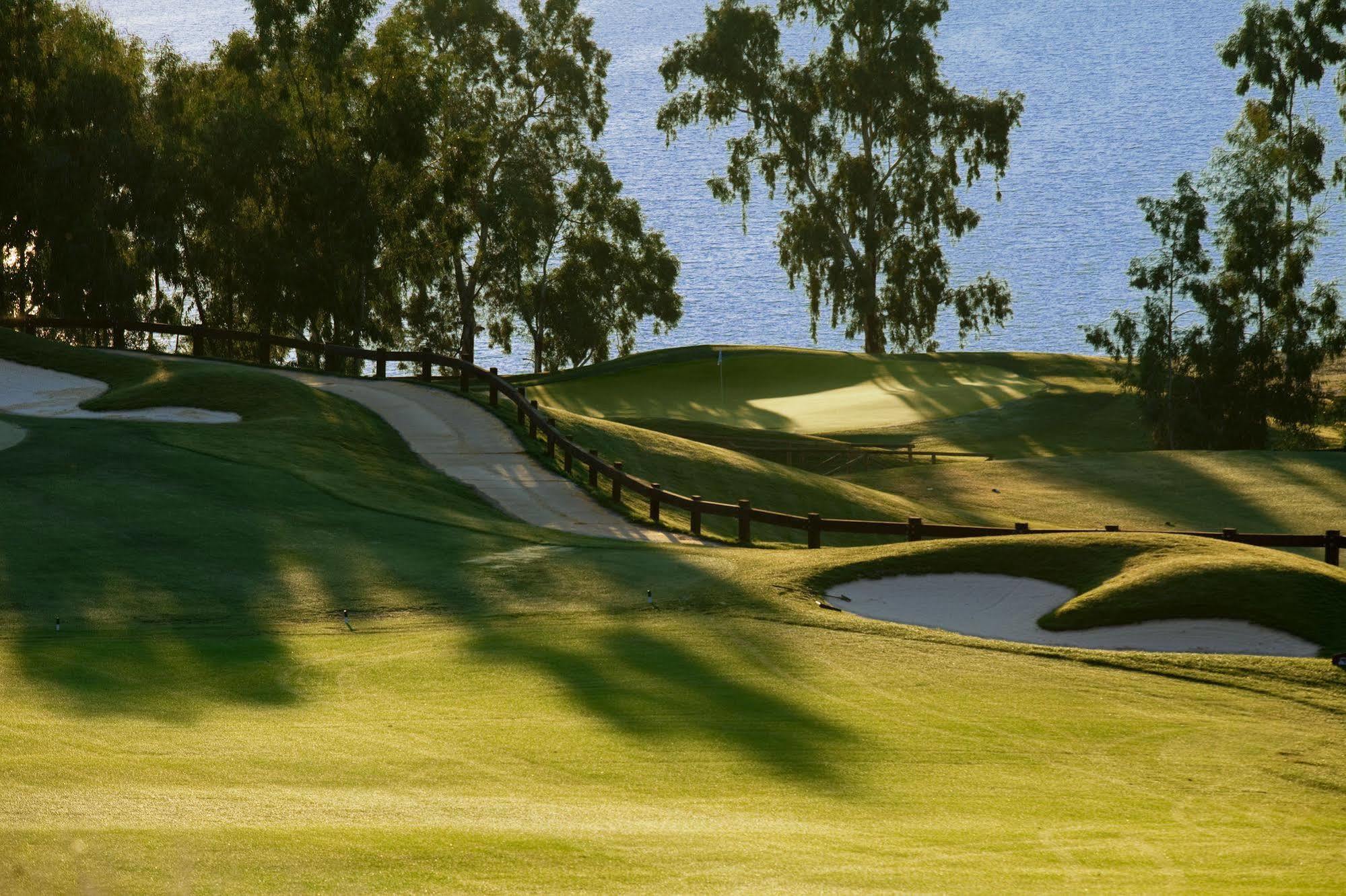 Vincci Valdecanas Golf Ел Гордо Екстериор снимка
