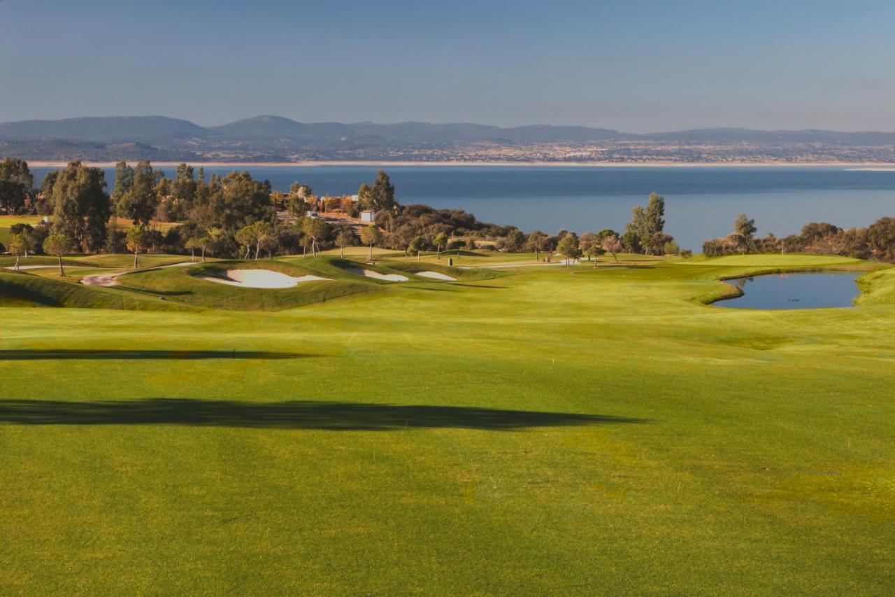 Vincci Valdecanas Golf Ел Гордо Екстериор снимка